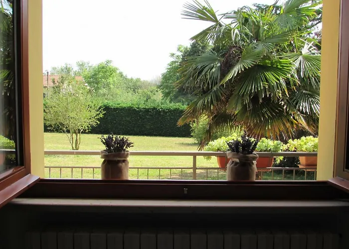 בית הארחה Rina